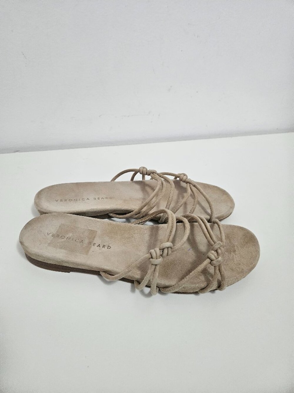 Veronica Beard Eda Strappy Slide Sandals Sz 8 Beige Suede Footbed